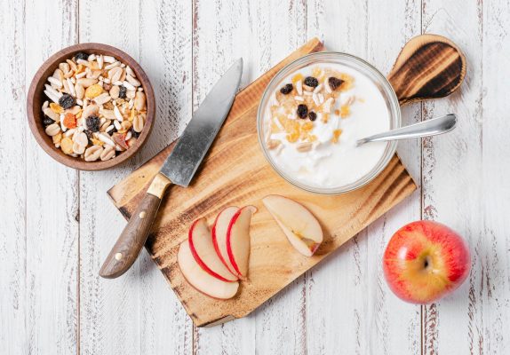 Glutensiz Elmalı Yulaf Lapası Tarifi